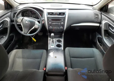 2015 Nissan Altima 2.5 из США, поврежденный, VIN 1N4AL3AP6FN403992